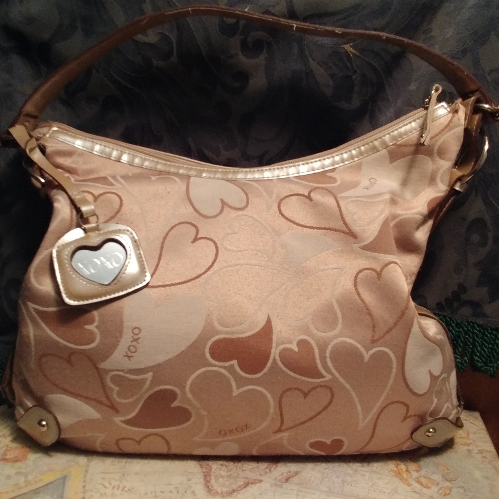 🆓 With $25 Dollar Purchase! XOXO purse